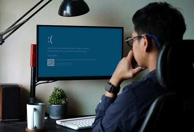 Fix 1: Let Windows Update finish, or reset it