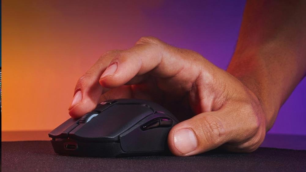 Why high CPU usage makes the cursor stutter