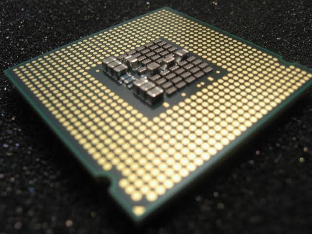 What is CPU affinity, and why would you change it?
